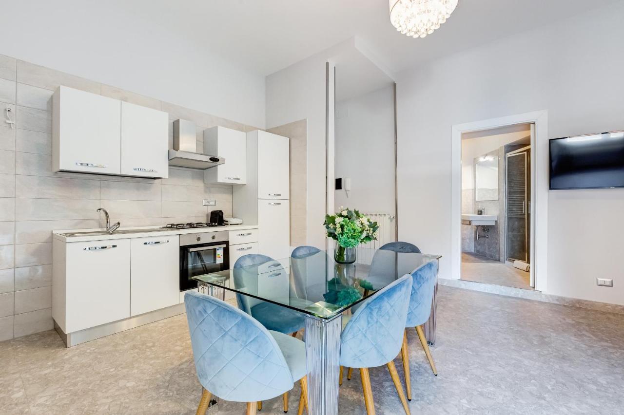 Apartment Trevi Fountain - New! - Your Italian Holidays Rom