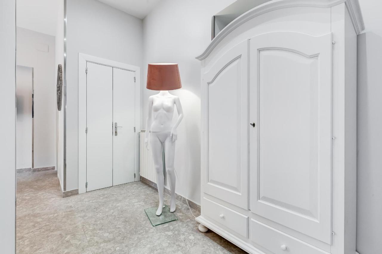 Trevi Fountain - New! - Your Italian Holidays Apartment Rom