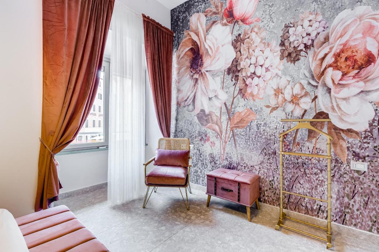 Apartment Trevi Fountain - New! - Your Italian Holidays *